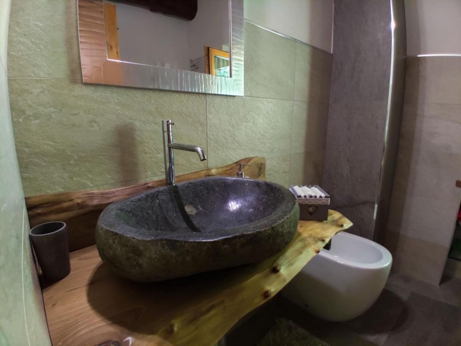 La Finestra Sul Monviso Apartment Крисоло Екстериор снимка
